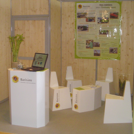 Mobilier de stand personnalisé en carton