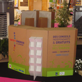 Mobilier de stand sur-mesure et personnalisé en carton